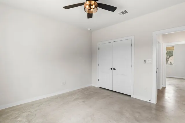 a view of a house with porch