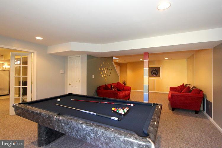 18416 Beechnut Way Boyds, MD 20841 - Photo 21 of 25 Basement