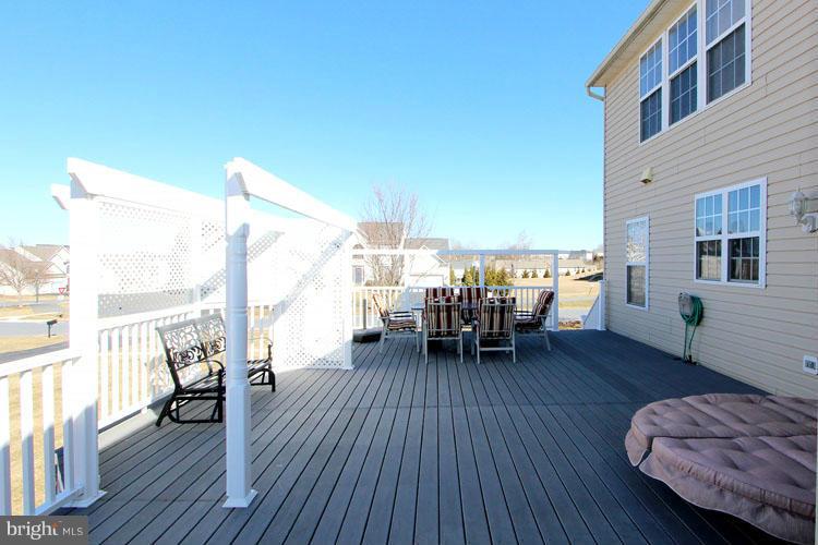 18416 Beechnut Way Boyds, MD 20841 - Photo 24 of 25 Exterior (Rear)