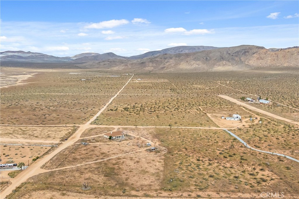 26525 Papago Road Apple Valley, CA 92307 - Photo 34 of 40
