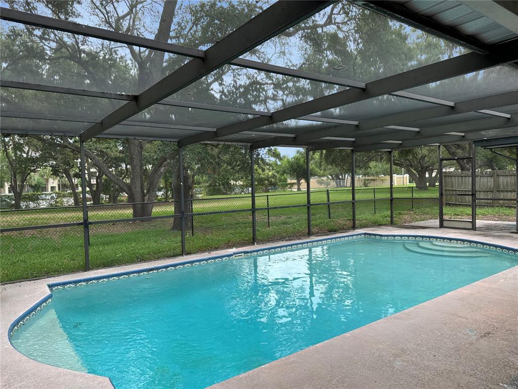 2013 Kamensky Road Clearwater, FL 33763 - Photo 28 of 30