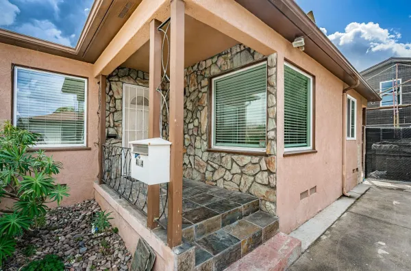 $3,500 | 4954 63rd Street, San Diego, CA 92115