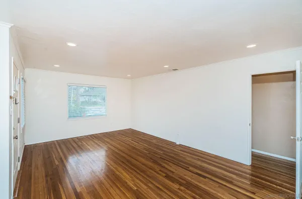 $3,500 | 4954 63rd Street, San Diego, CA 92115