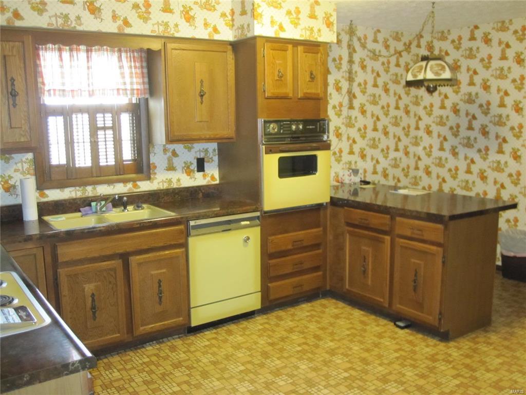 26365 Cemetery Road Jerseyville, IL 62052 - Photo 2 of 13 Gallery Image 2