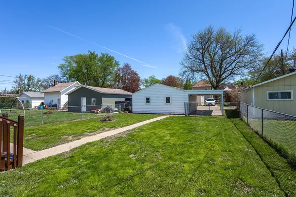 $179,000 | 2036 13th Street, Moline, IL 61265