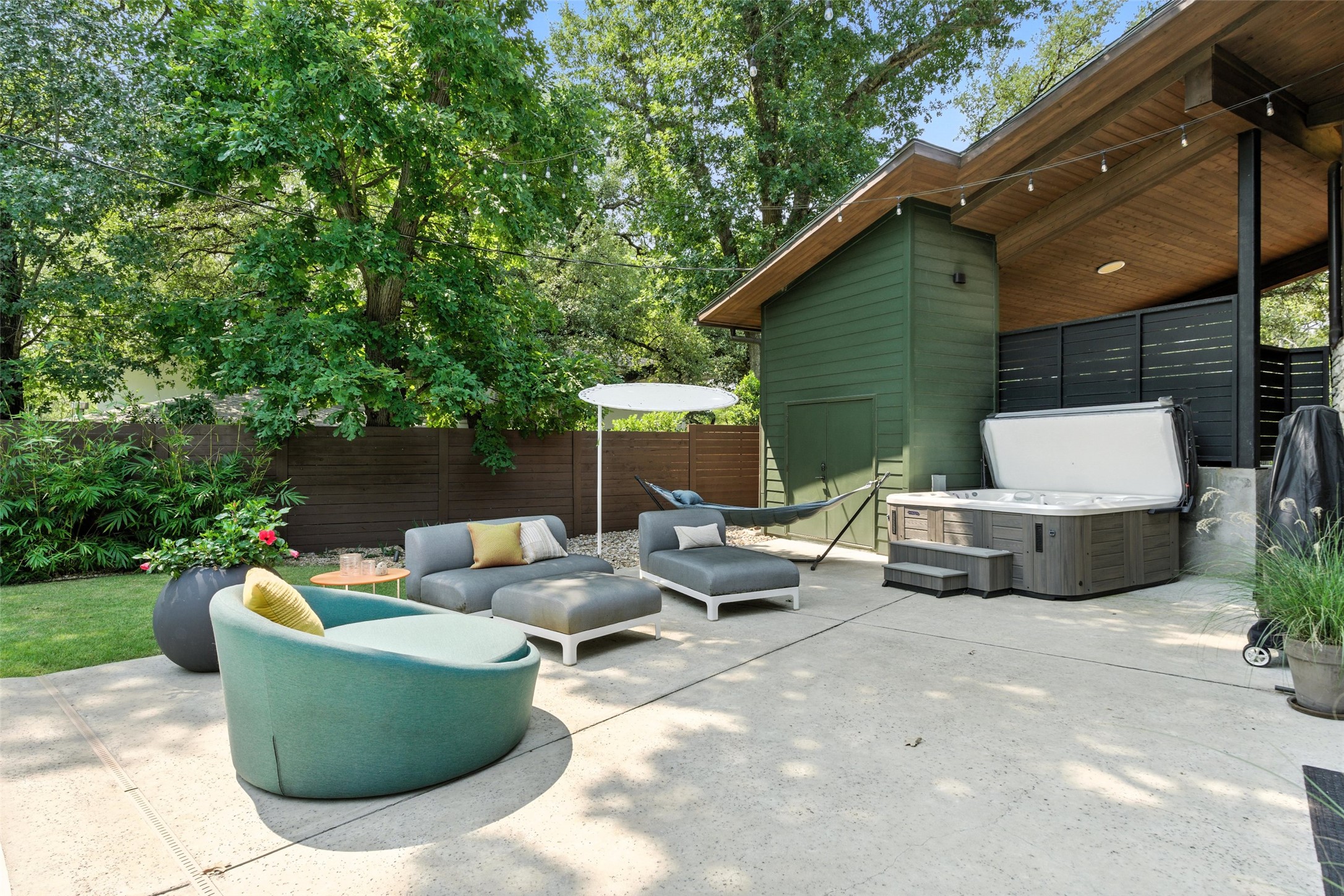 3302 Cherry Tree Circle Austin, TX 78731 - Photo 9 of 39