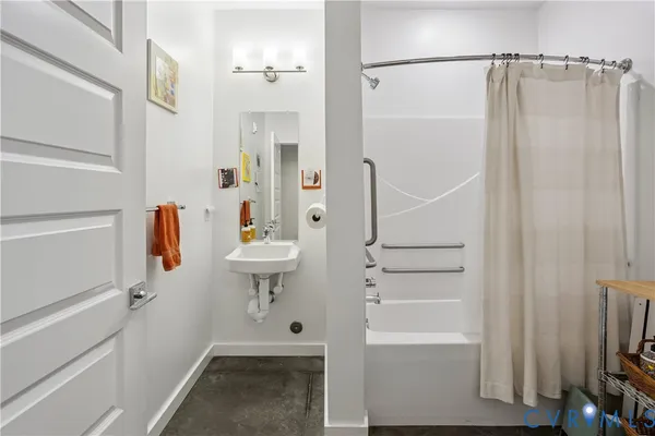 $390,000 | 901 Porter Street, Unit U104, Richmond, VA 23224
