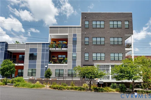$390,000 | 901 Porter Street, Unit U104, Richmond, VA 23224