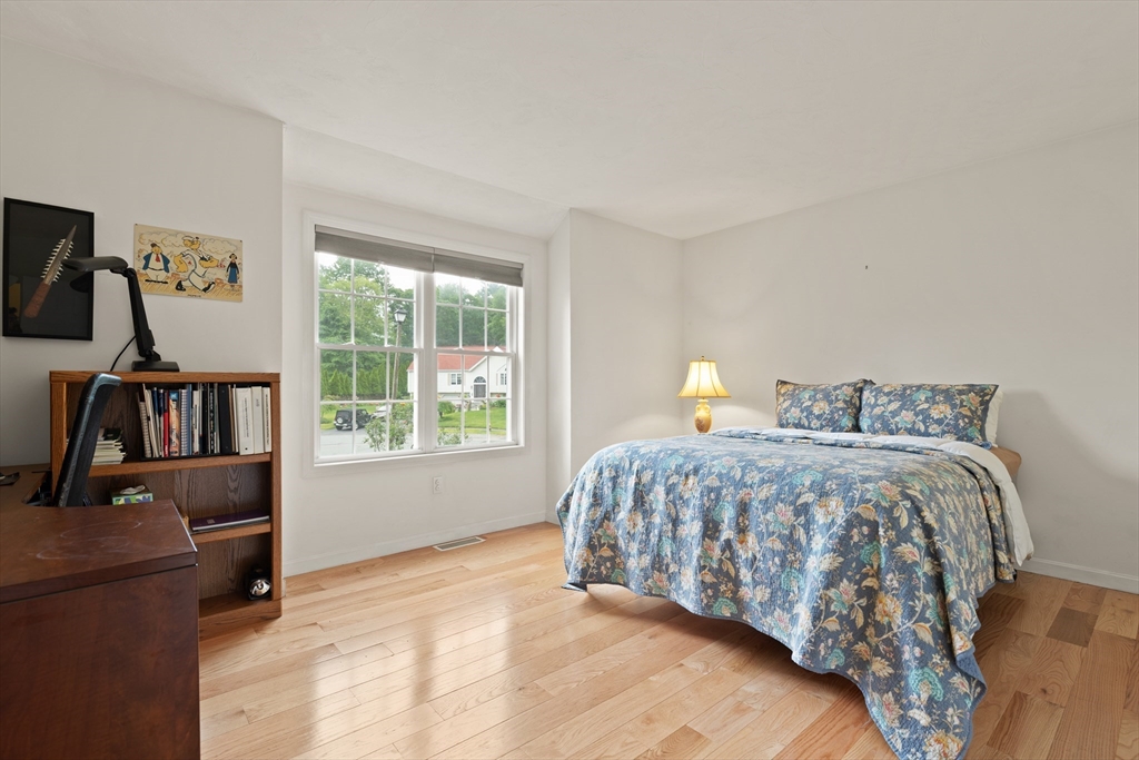 33 Alger Way Stoughton, MA 02072 - Photo 25 of 38