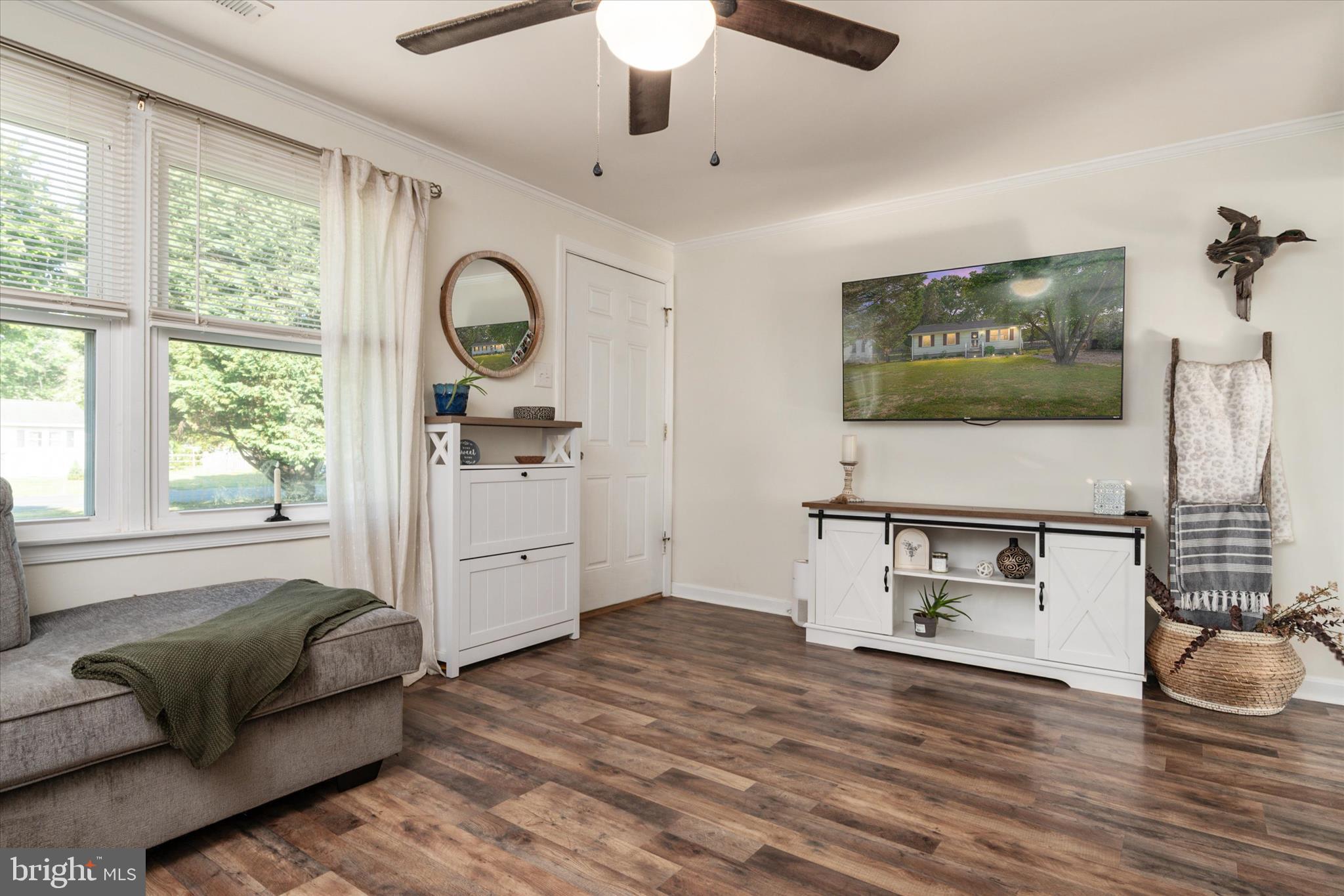 4 Maple Avenue Ridgely, MD 21660 - Photo 6 of 33 Newer LVP Flooring throughout