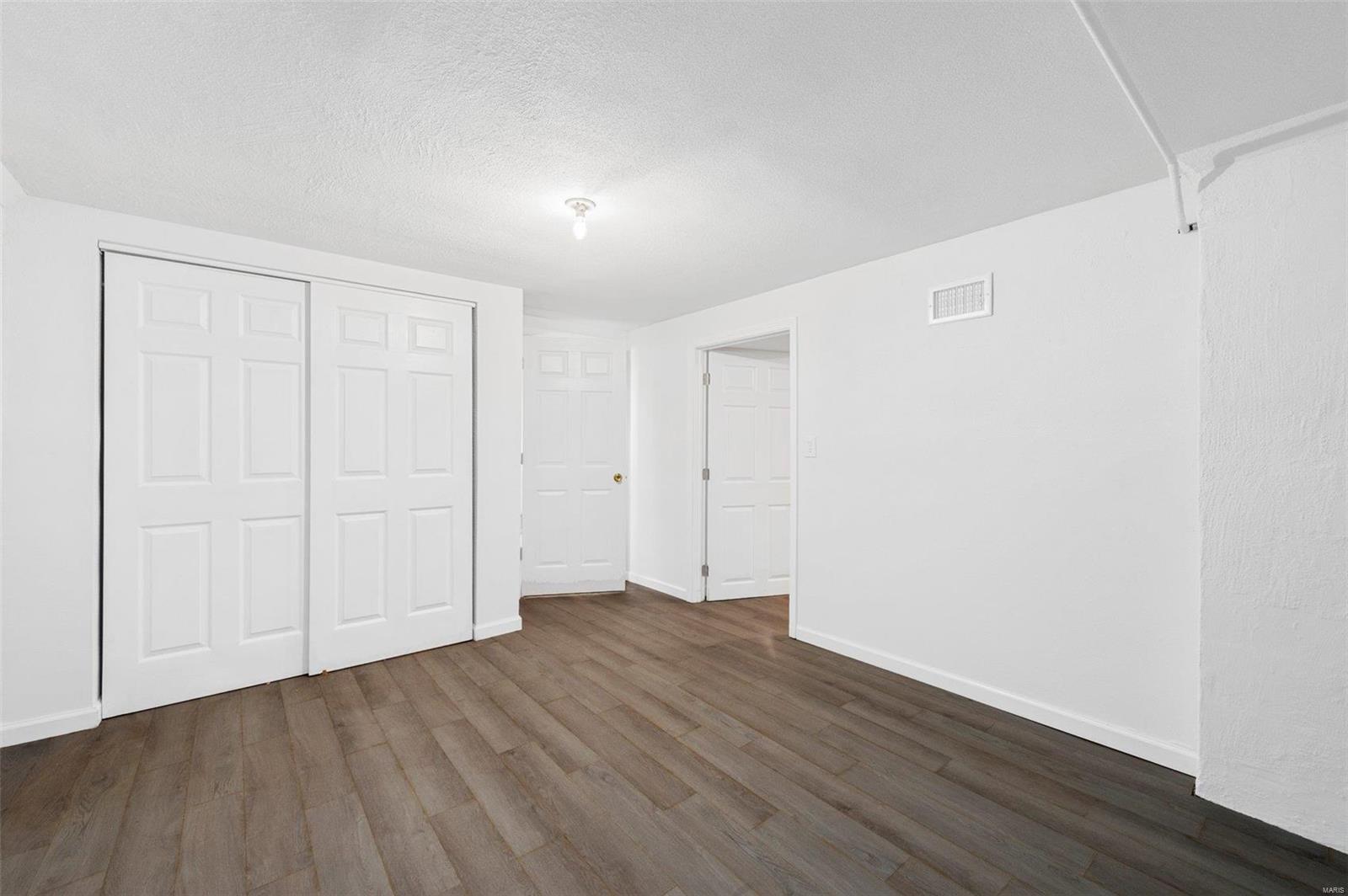 3516 Edmundson Road St. Louis, MO 63114 - Photo 25 of 30 Gallery Image 25
