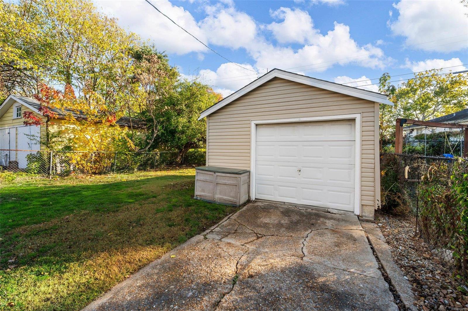 3516 Edmundson Road St. Louis, MO 63114 - Photo 3 of 30 Gallery Image 3