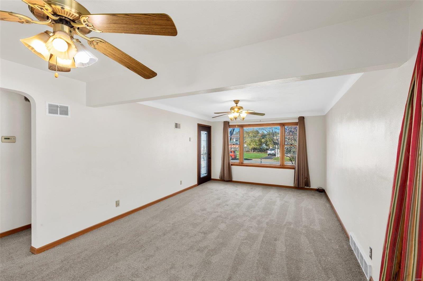 3516 Edmundson Road St. Louis, MO 63114 - Photo 4 of 30 Gallery Image 4