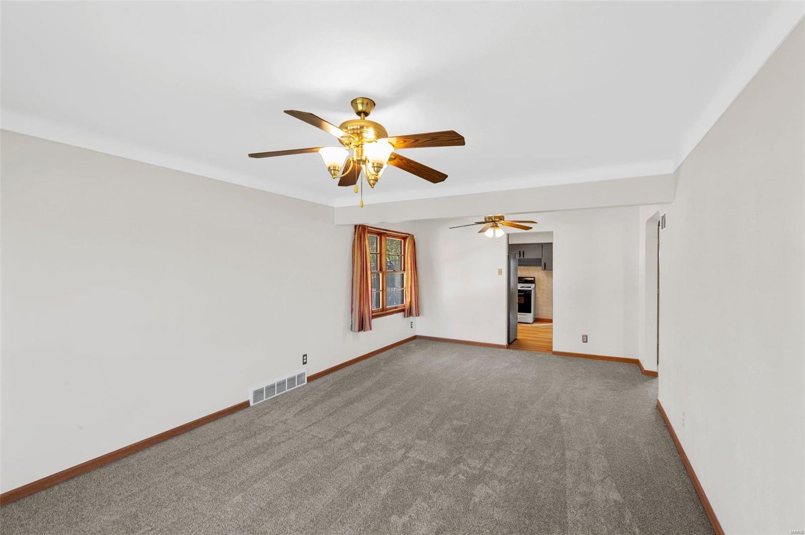 3516 Edmundson Road St. Louis, MO 63114 - Photo 5 of 30 Gallery Image 5