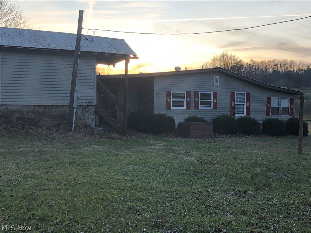 END VIEW WITH CELLAR TOP/CELLAR