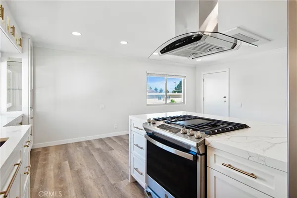 $2,800 | 3655 Almeria Street, Unit 6, San Pedro, CA 90731