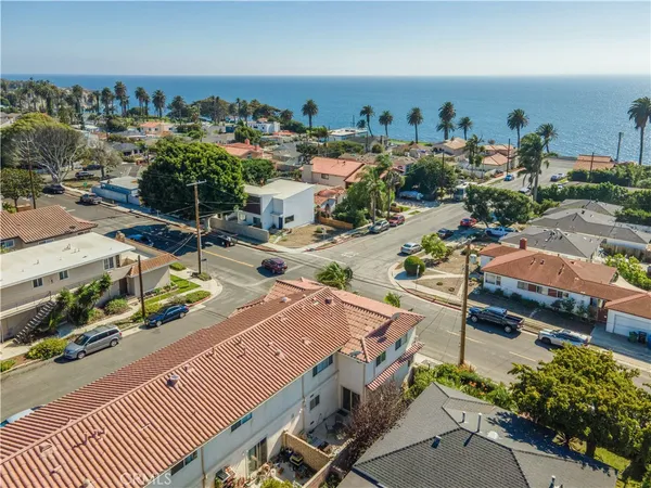 $2,800 | 3655 Almeria Street, Unit 6, San Pedro, CA 90731