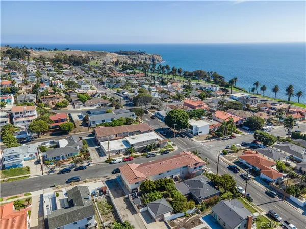 $2,800 | 3655 Almeria Street, Unit 6, San Pedro, CA 90731