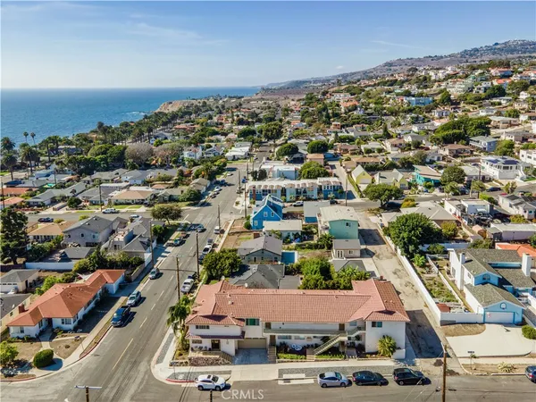 $2,800 | 3655 Almeria Street, Unit 6, San Pedro, CA 90731