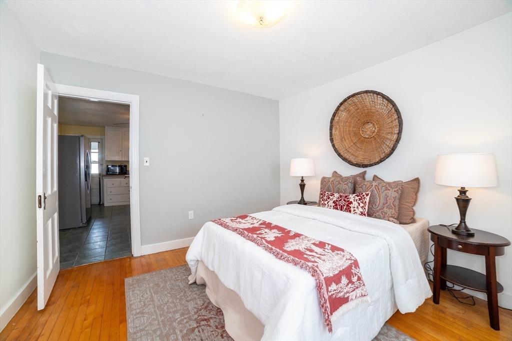 25 Dixfield Road Worcester, MA 01606 - Photo 15 of 26