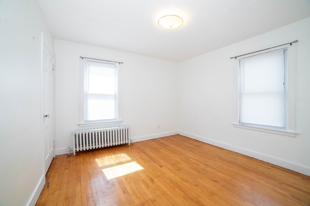 25 Dixfield Road Worcester, MA 01606 - Photo 20 of 26