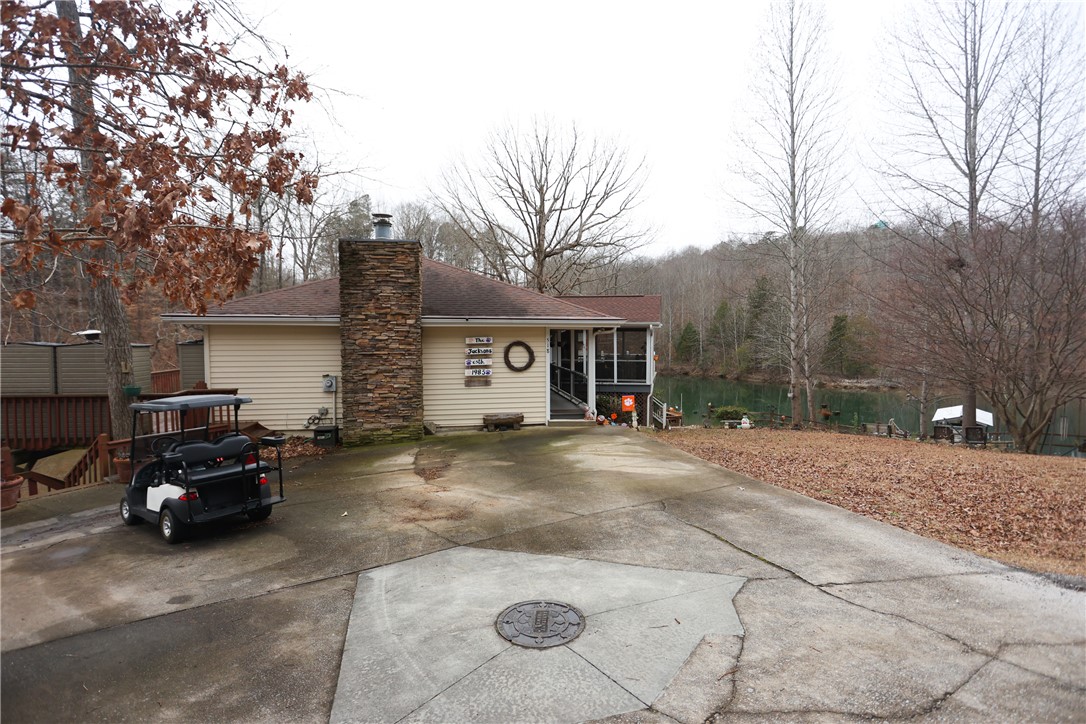 518 Inlet Drive Seneca, SC 29672 - Photo 12 of 48