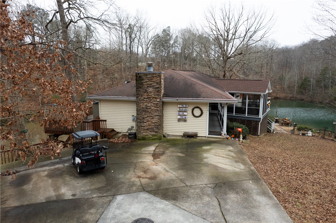 518 Inlet Drive Seneca, SC 29672 - Photo 2 of 48