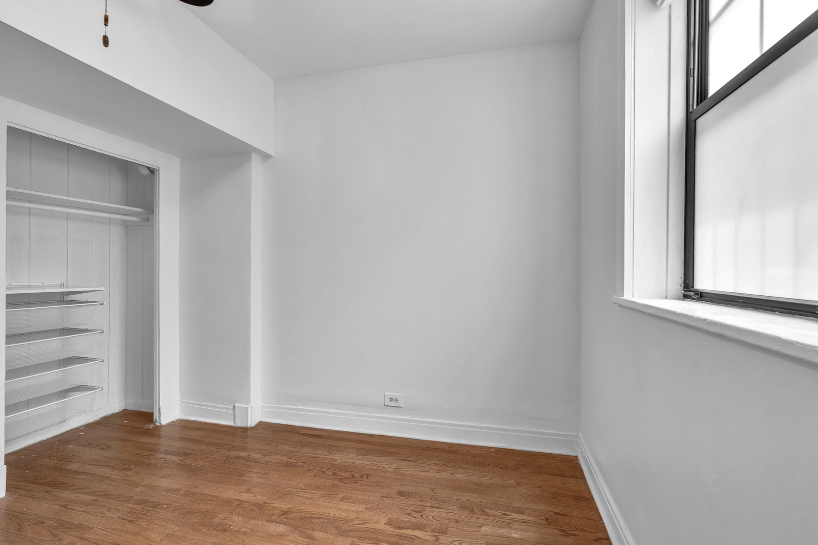 7025.5 North Sheridan Road, Unit G Chicago, IL 60626 - Photo 6 of 17 Gallery Image 6