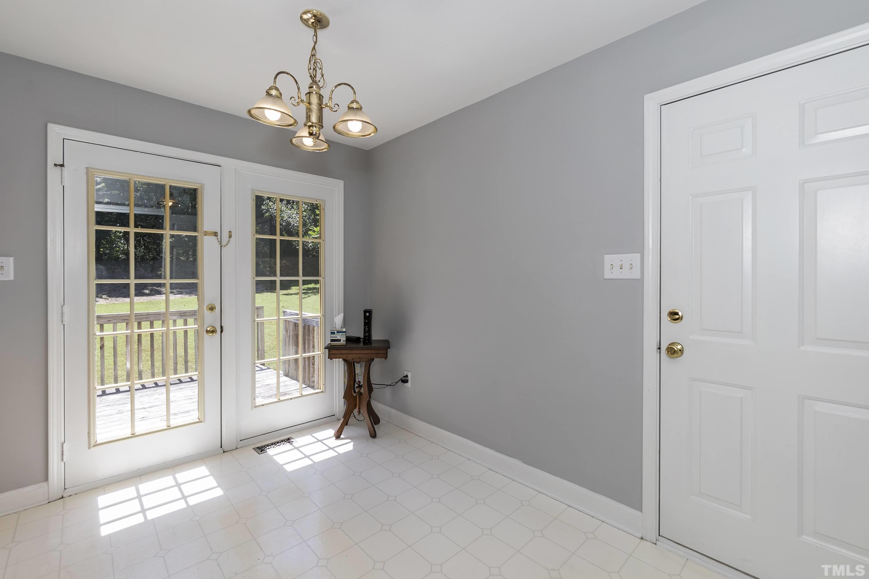 5416 Neuse View Drive Raleigh, NC 27610 - Photo 13 of 30 Gallery Image 13
