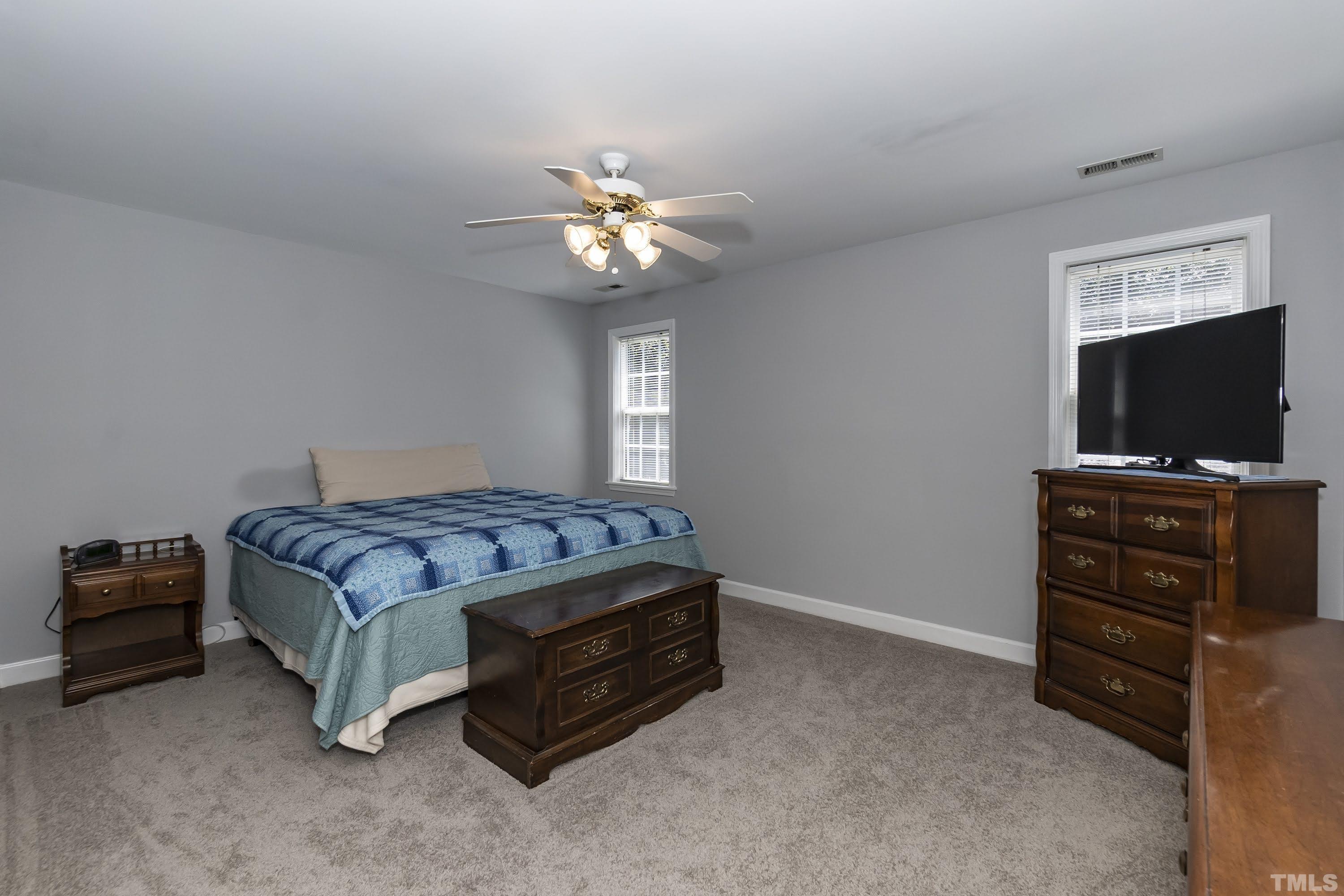 5416 Neuse View Drive Raleigh, NC 27610 - Photo 17 of 30 Gallery Image 17