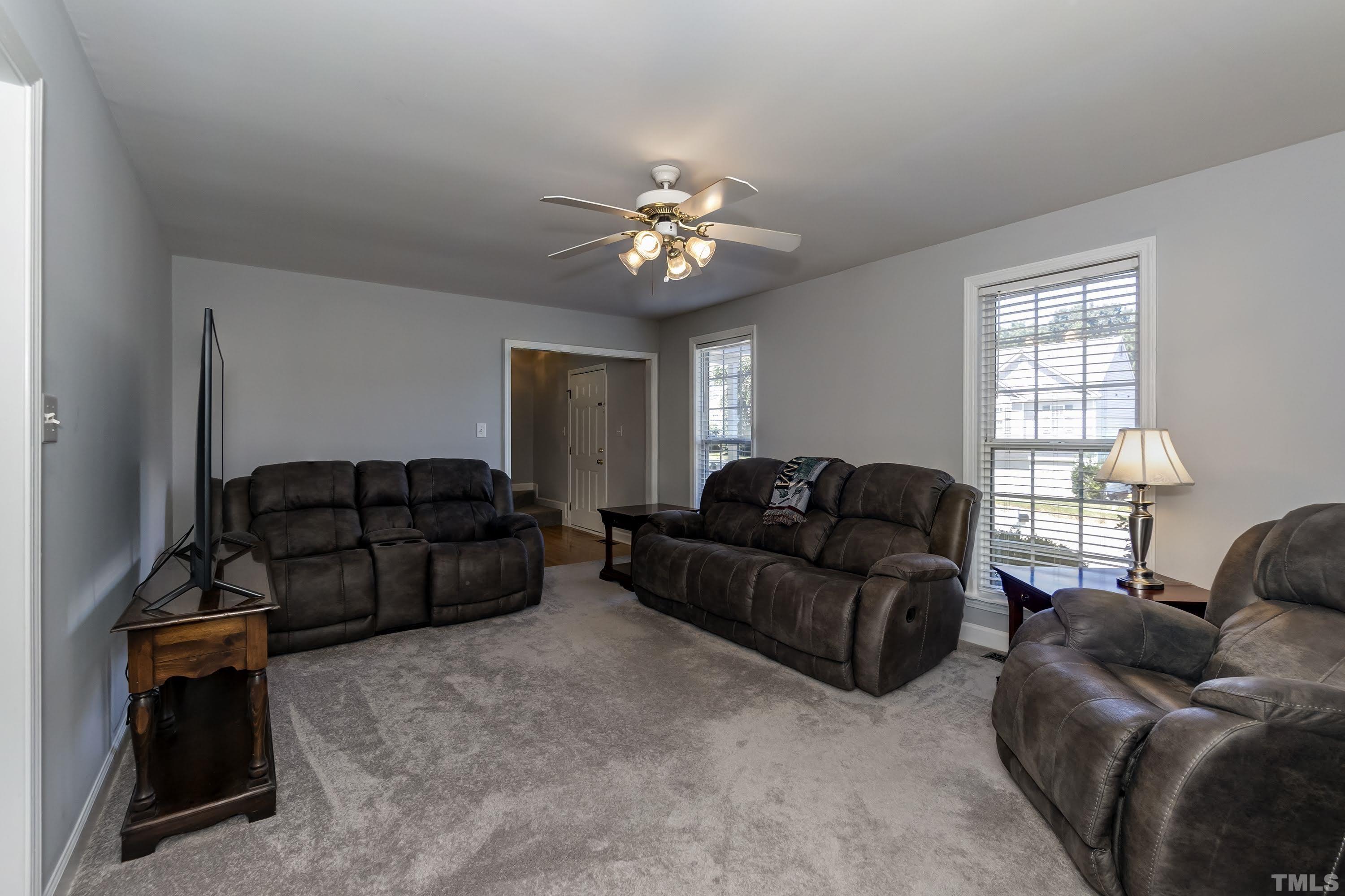 5416 Neuse View Drive Raleigh, NC 27610 - Photo 5 of 30 Gallery Image 5