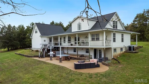 $589,900 | 766 Eagles View Lane, St. Clair, MO 63077