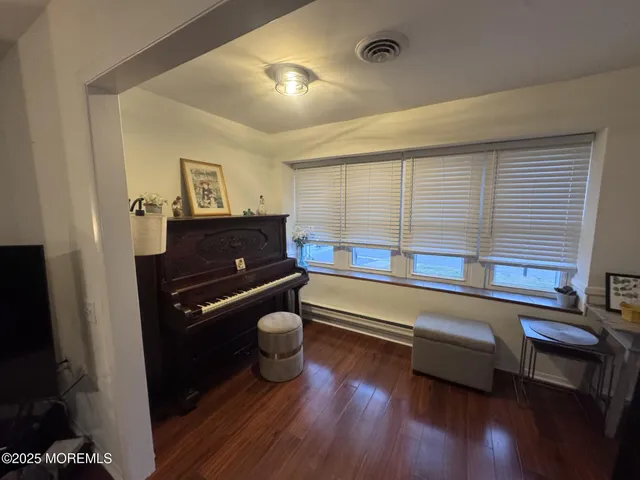 $249,950 | 6 A Winthrop Place, Whiting, NJ 08759