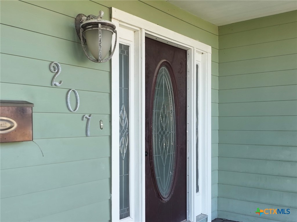 207 South Commerce Street Port Lavaca, TX 77979 - Photo 11 of 39