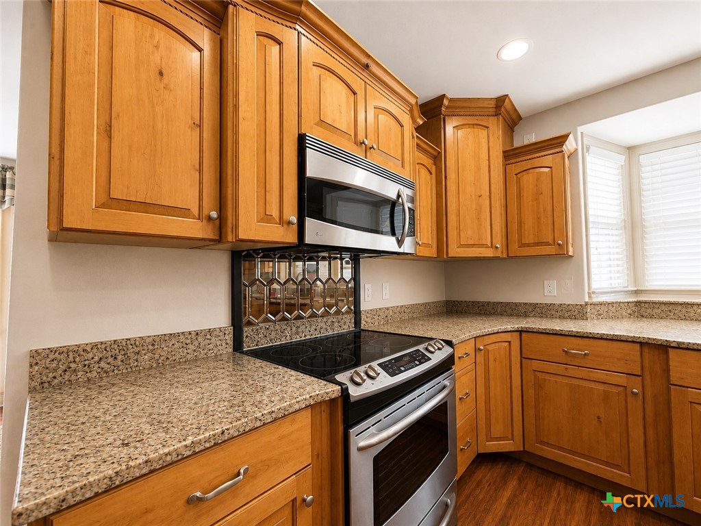 207 South Commerce Street Port Lavaca, TX 77979 - Photo 19 of 39