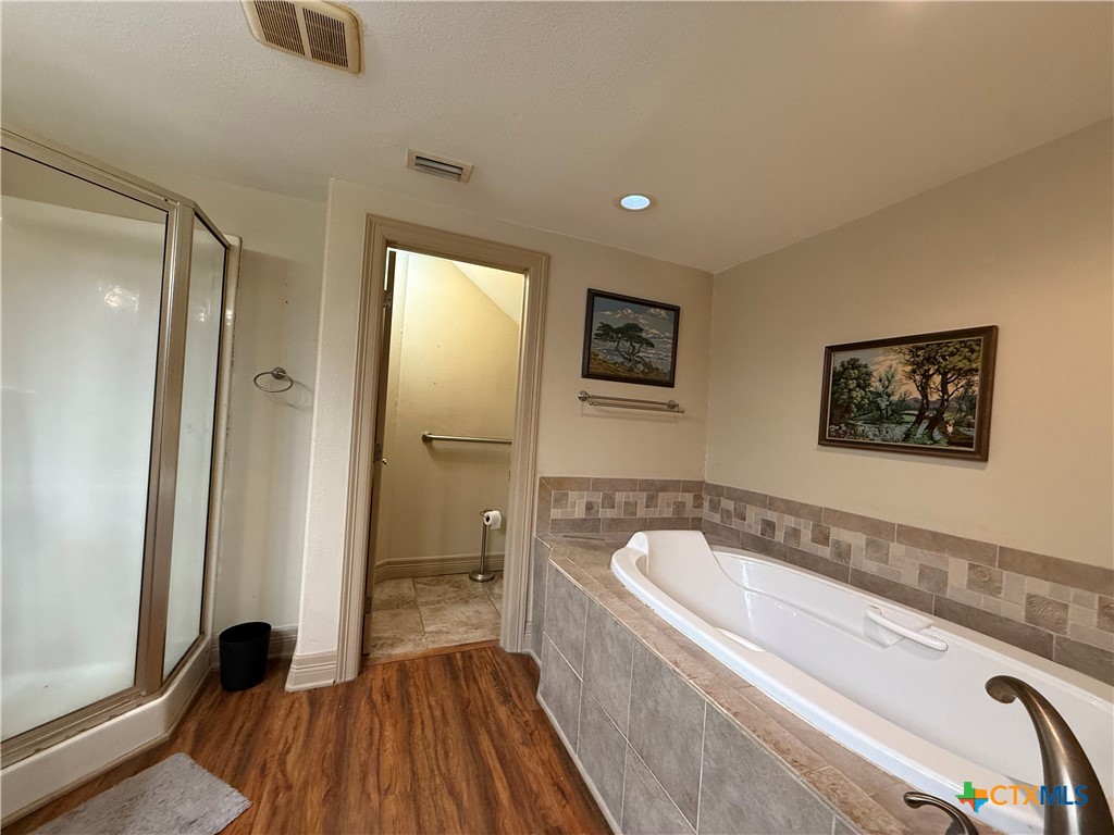 207 South Commerce Street Port Lavaca, TX 77979 - Photo 28 of 39