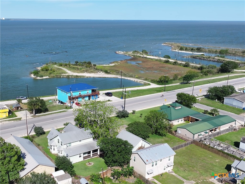 207 South Commerce Street Port Lavaca, TX 77979 - Photo 4 of 39
