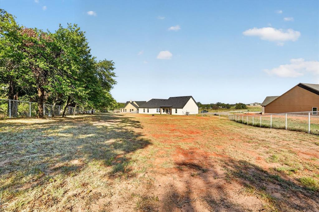 332 Jonny Boy Way Springtown, TX 76082 - Photo 37 of 40 Gallery Image 37