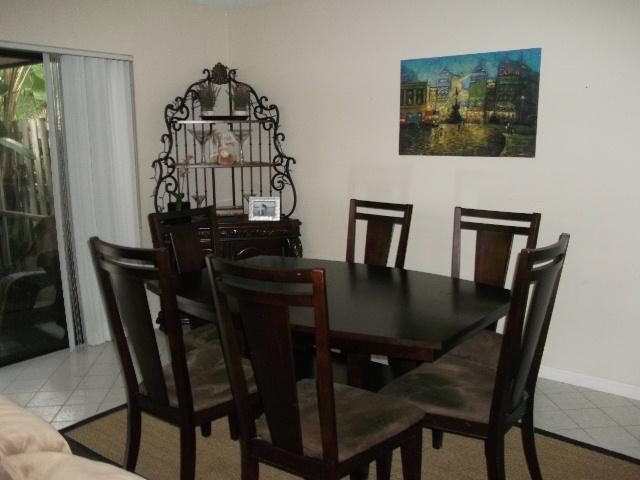 5525 Croydon Court Boca Raton, FL 33486 - Photo 4 of 5 minnella 006