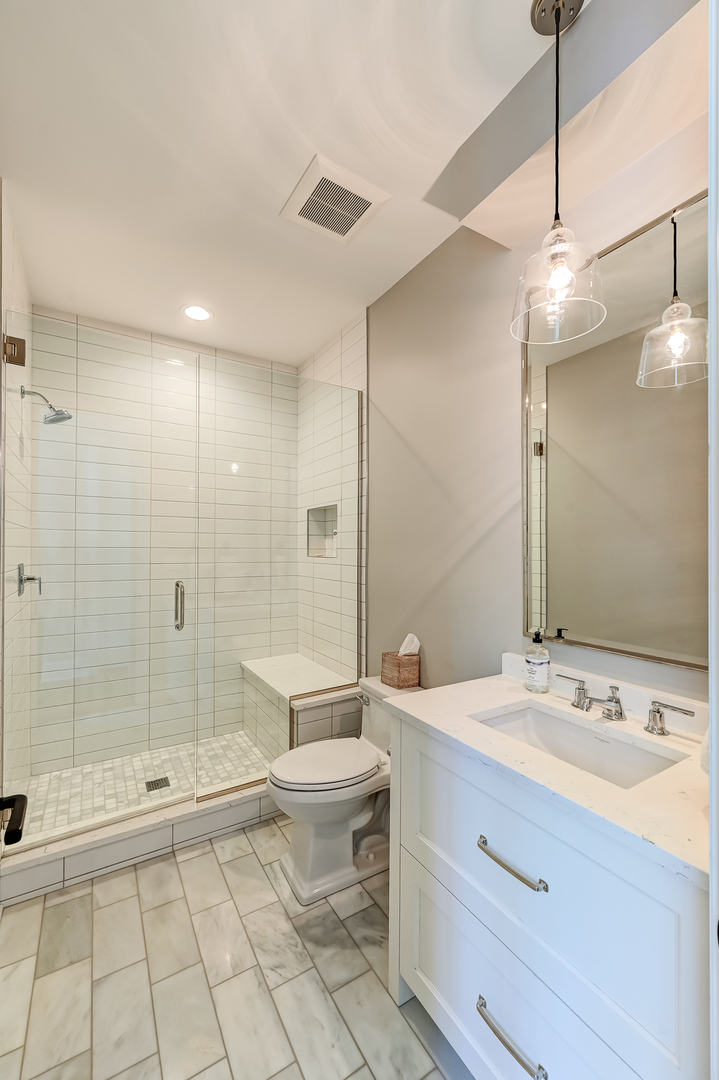 121 East 4th Street Hinsdale, IL 60521 - Photo 35 of 60
