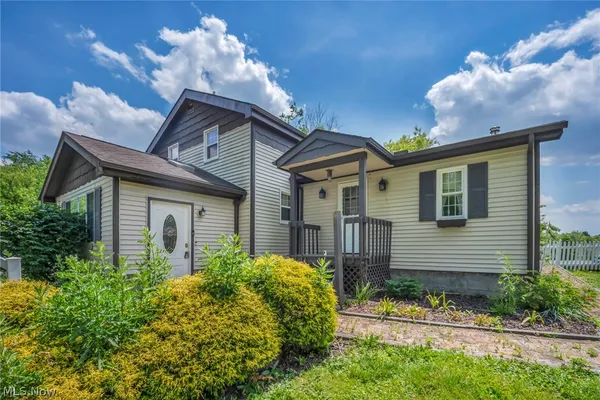 $299,900 | 2948 North Newton Falls Road, Newton Falls, OH 44444