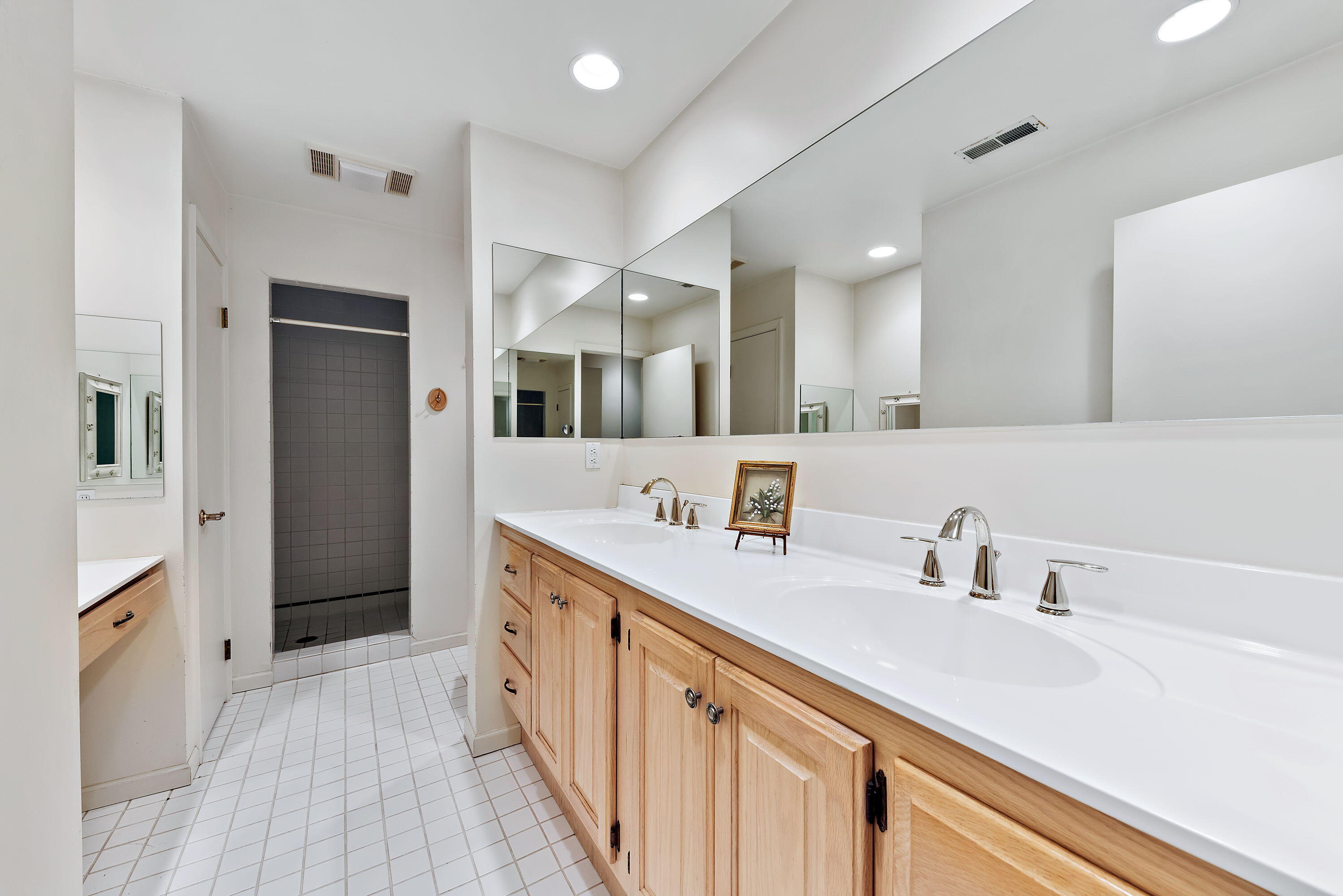 2804 Lyndale Way Long Beach, IN 46360 - Photo 15 of 28 22_DavidYeeDDP_1522