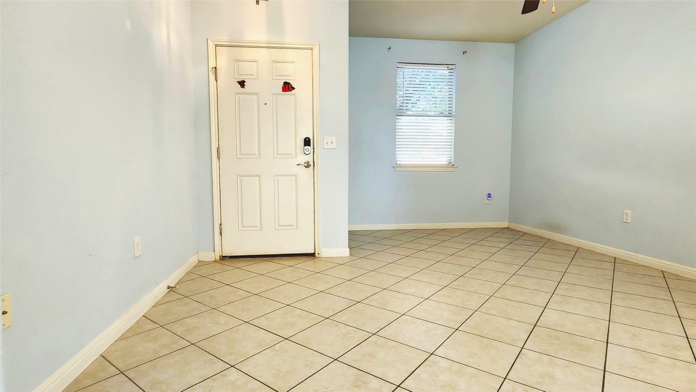 5432 Juniper Jct Lane Austin, TX 78744 - Photo 4 of 26