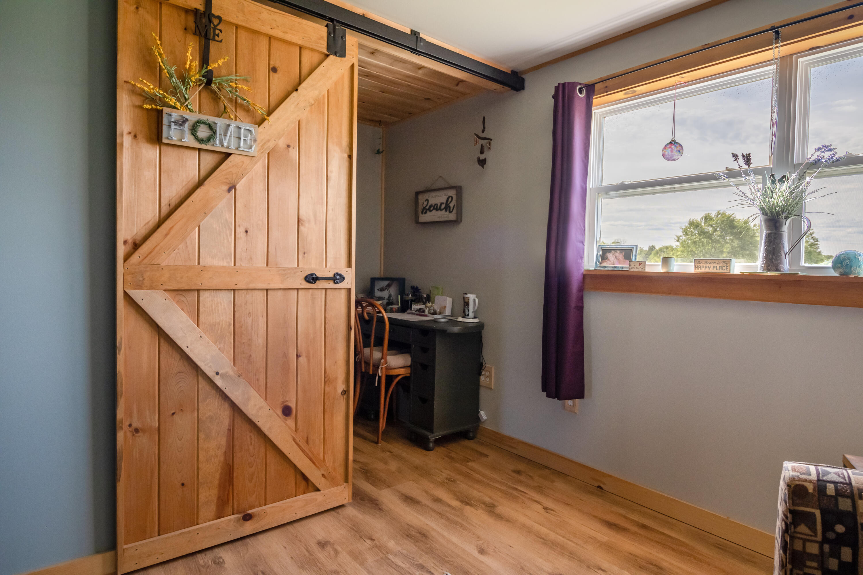 37 Marsh Stream Road Frankfort, ME 04438 - Photo 18 of 43 37 Marsh Stream Road Interiors-20