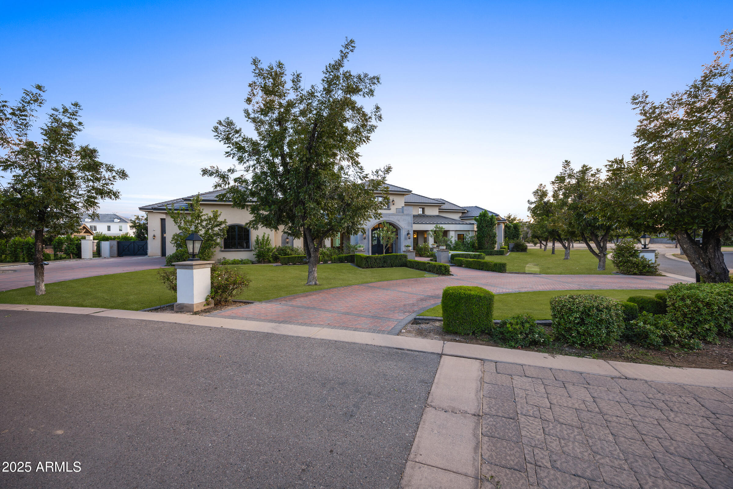 20623 East Cloud Road Queen Creek, AZ 85142 - Photo 84 of 115 20623 E Cloud Rd-82