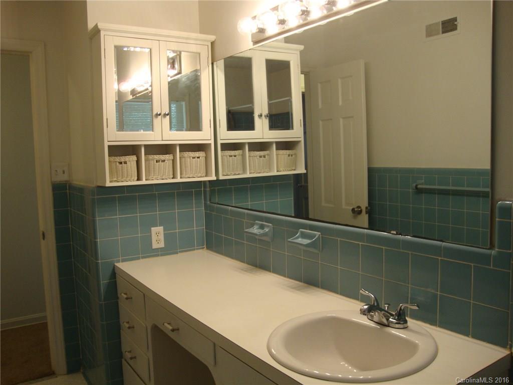344 Ridge Drive Mount Holly, NC 28120 - Photo 11 of 24