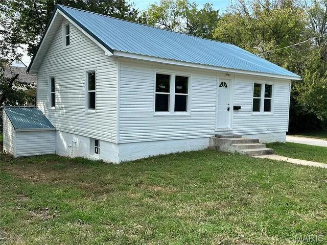 $119,900 | 103 North Iron Street, Salem, MO 65560