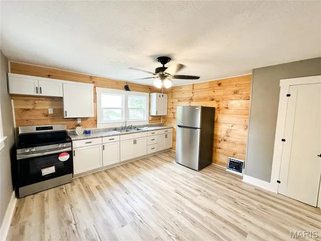 $119,900 | 103 North Iron Street, Salem, MO 65560