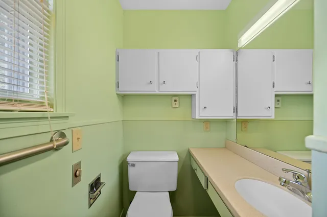 $694,000 | 132 Westwood Drive, Montpelier, VT 05602