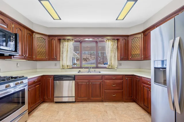 $694,000 | 132 Westwood Drive, Montpelier, VT 05602